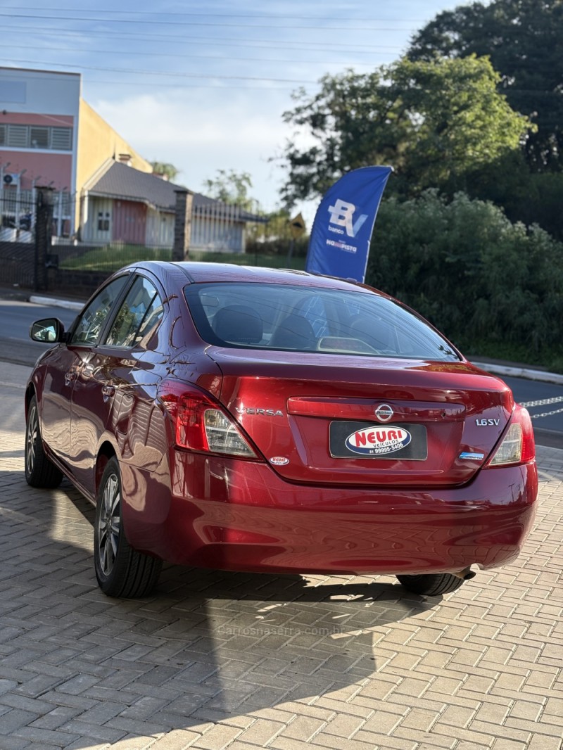 VERSA 1.6 16V FLEX SV 4P XTRONIC - 2018 - LAJEADO