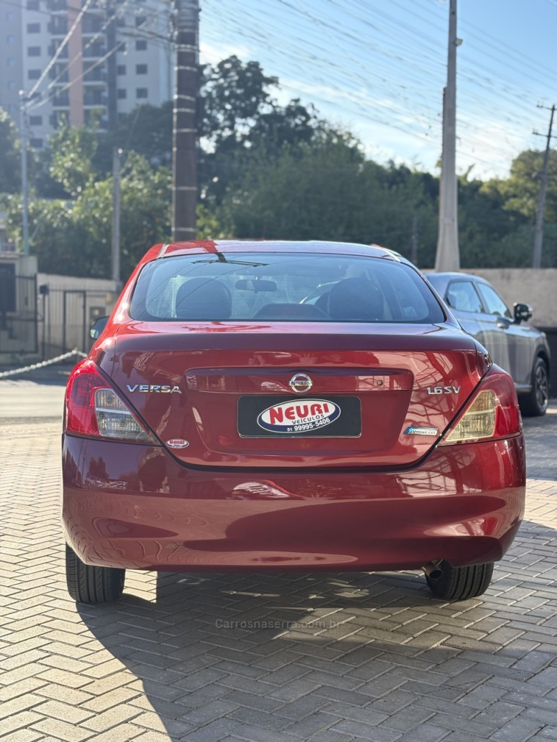 VERSA 1.6 16V FLEX SV 4P XTRONIC - 2018 - LAJEADO