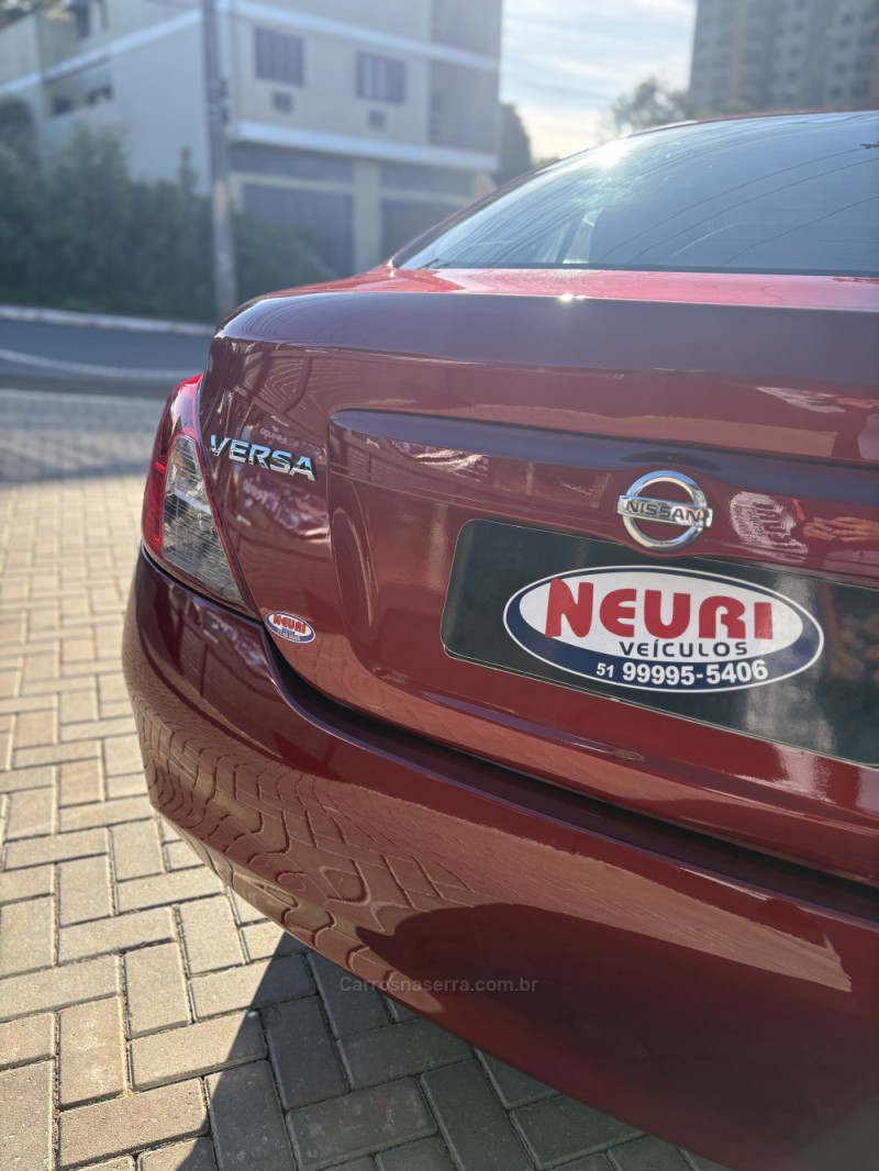VERSA 1.6 16V FLEX SV 4P XTRONIC - 2018 - LAJEADO