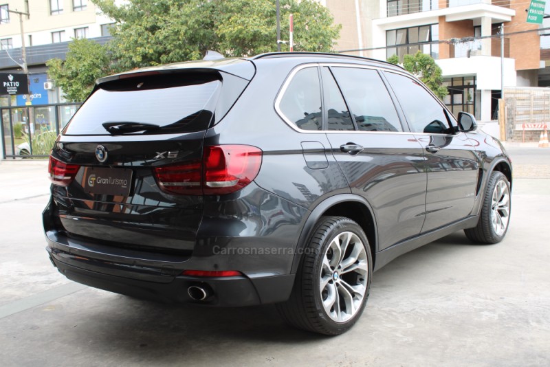 X5 3.0 4X4 30D I6 TURBO DIESEL 4P AUTOMÁTICO - 2017 - CAXIAS DO SUL