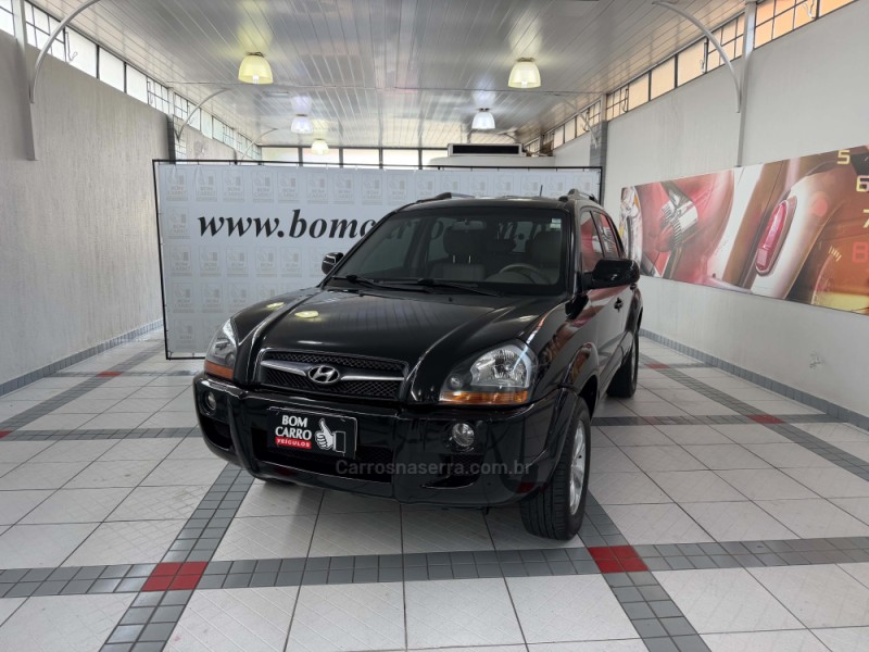 tucson 2.0 mpfi gls 16v 143cv 2wd flex 4p automatico 2014 porto alegre