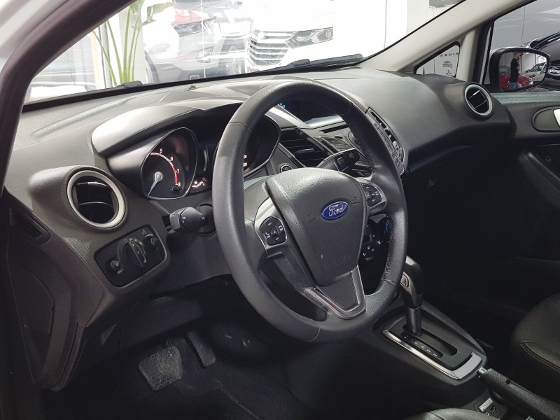 FIESTA 1.6 TITANIUM HATCH 16V FLEX 4P AUTOMÁTICO - 2016 - CAXIAS DO SUL