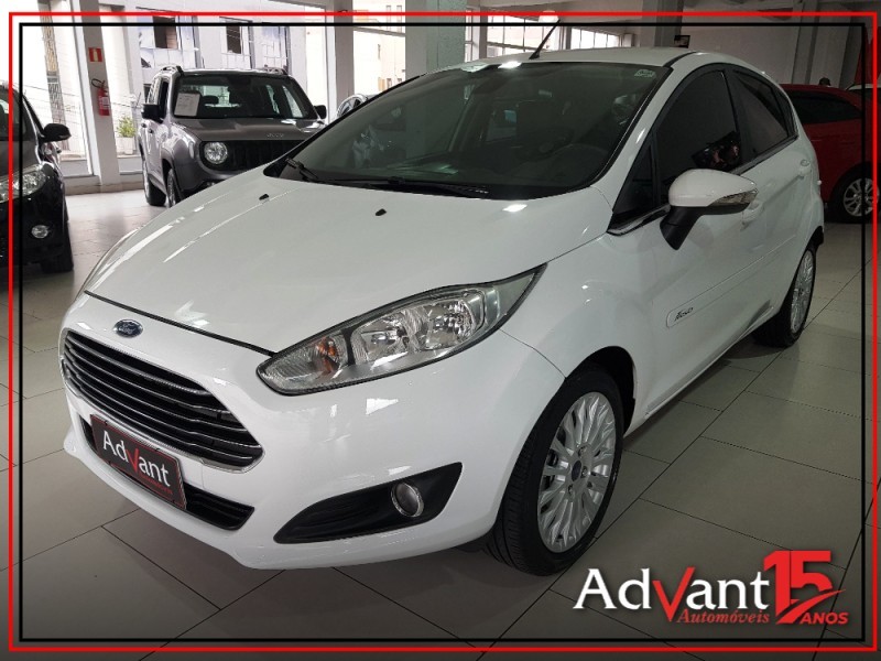 fiesta 1.6 titanium hatch 16v flex 4p automatico 2016 caxias do sul
