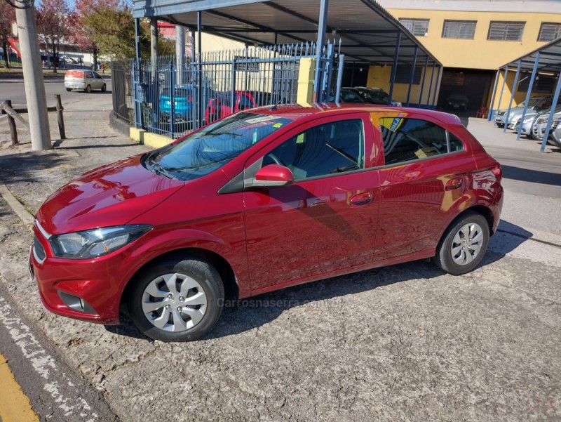 ONIX 1.0 MPFI LT 8V FLEX 4P MANUAL - 2017 - CAXIAS DO SUL