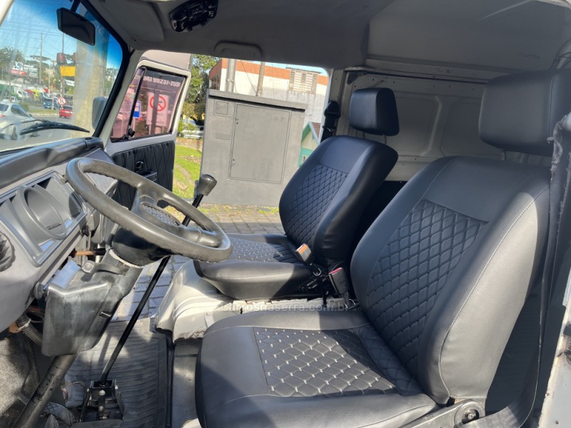 KOMBI 1.4 MI FURGÃO 8V FLEX 3P MANUAL - 2010 - CAXIAS DO SUL