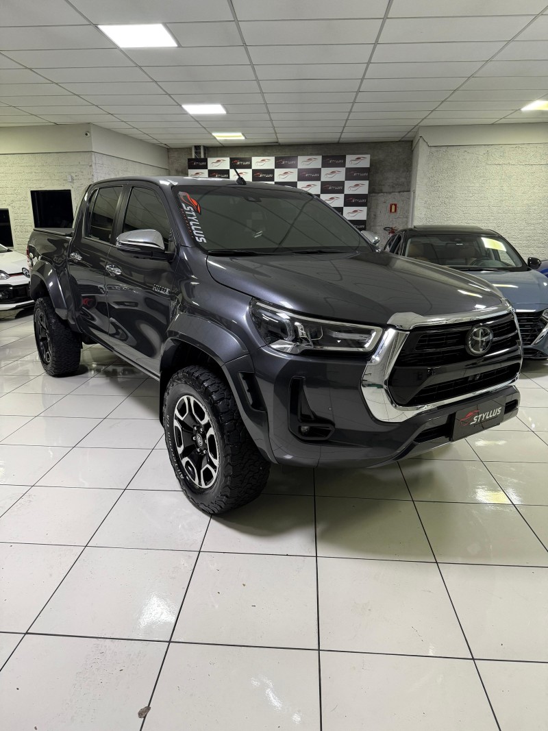 HILUX 2.8 SRX 4X4 CD 16V DIESEL 4P AUTOMÁTICO - 2024 - ESTâNCIA VELHA