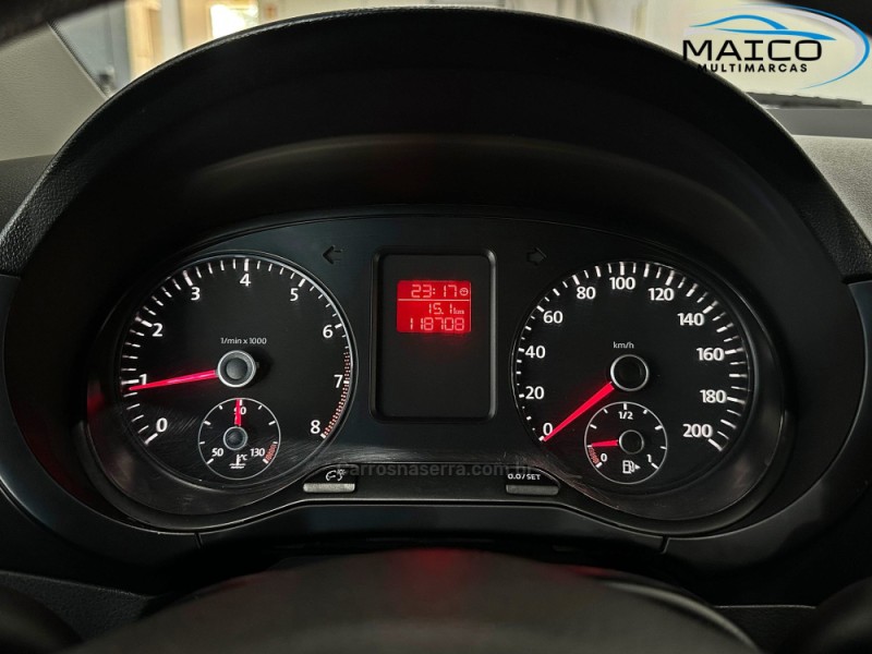 FOX 1.0 MI TRENDLINE 8V FLEX 4P MANUAL - 2012 - NOVO HAMBURGO