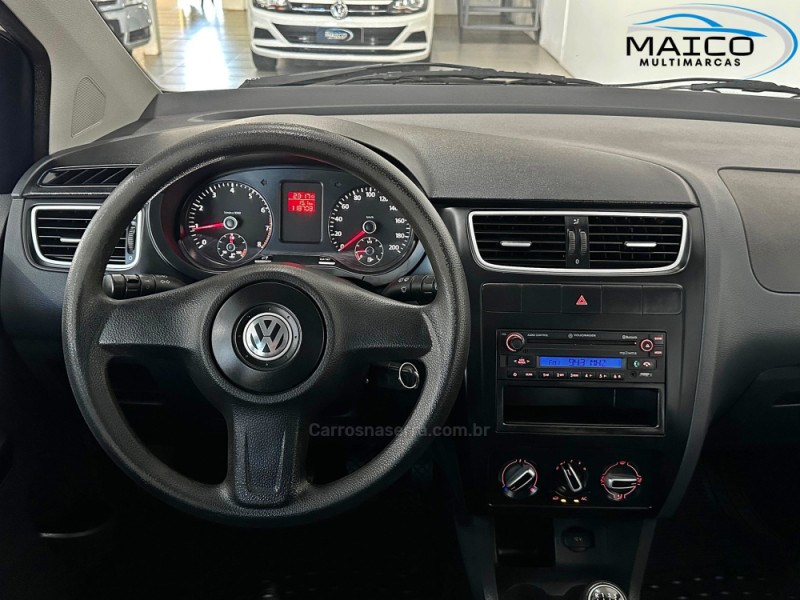 FOX 1.0 MI TRENDLINE 8V FLEX 4P MANUAL - 2012 - NOVO HAMBURGO