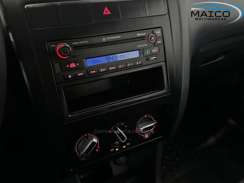 FOX 1.0 MI TRENDLINE 8V FLEX 4P MANUAL - 2012 - NOVO HAMBURGO
