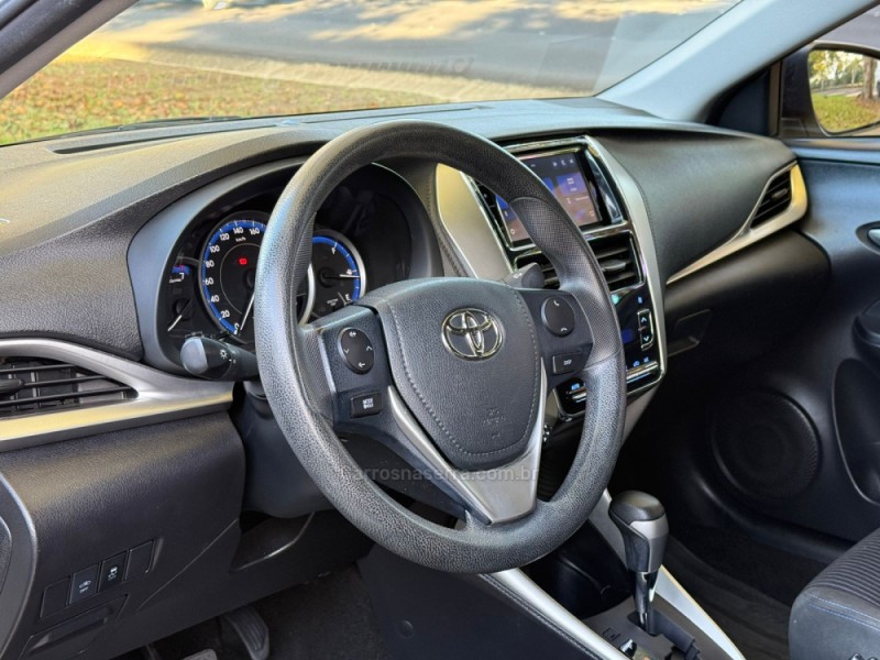 YARIS 1.5 16V XL PLUS TECH FLEX AUTOMÁTICO - 2020 - DOIS IRMãOS