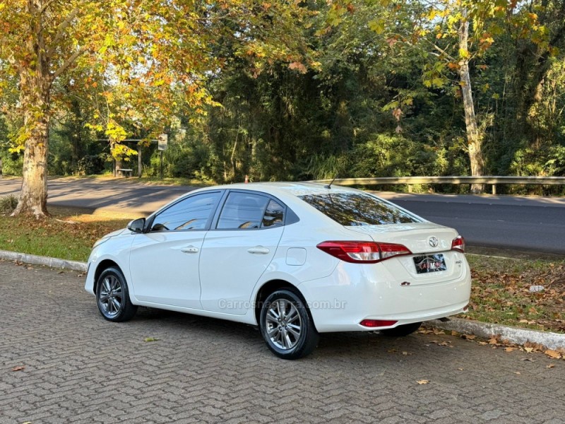 YARIS 1.5 16V XL PLUS TECH FLEX AUTOMÁTICO - 2020 - DOIS IRMãOS