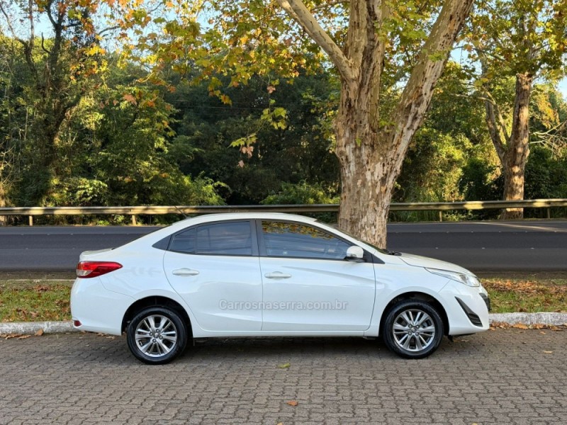 YARIS 1.5 16V XL PLUS TECH FLEX AUTOMÁTICO - 2020 - DOIS IRMãOS