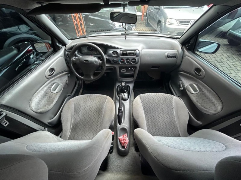 ESCORT 1.6 MPI GL 8V GASOLINA 4P MANUAL - 2000 - TRêS COROAS