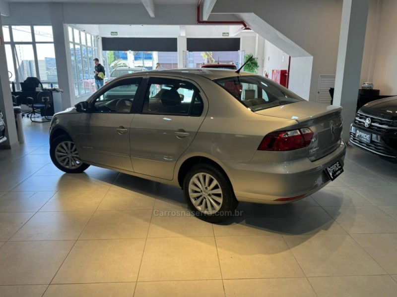 VOYAGE 1.6 MI COMFORTLINE 8V FLEX 4P MANUAL - 2015 - CAXIAS DO SUL
