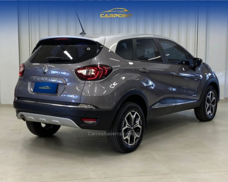 CAPTUR 1.3 ICONIC 16V TURBO FLEX 4P AUTOMÁTICO - 2024 - CAXIAS DO SUL