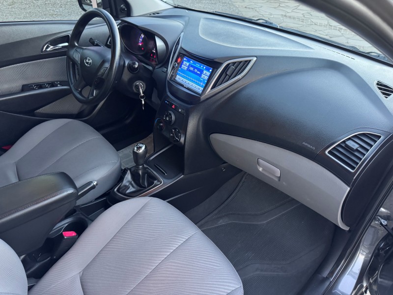 HB20S 1.6 COMFORT PLUS 16V FLEX 4P MANUAL - 2015 - CAXIAS DO SUL