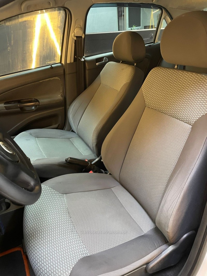GOL 1.0 MI 8V FLEX 4P MANUAL G.V - 2013 - NOVO HAMBURGO