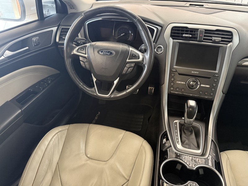 FUSION 2.0 TITANIUM AWD 16V GASOLINA 4P AUTOMÁTICO - 2016 - FARROUPILHA