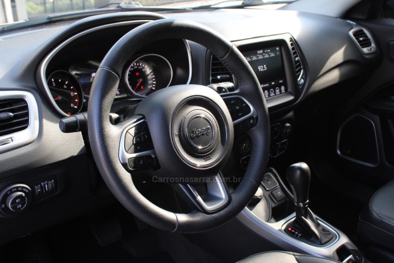 COMPASS 2.0 16V DIESEL LONGITUDE 4X4 AUTOMÁTICO - 2019 - CAXIAS DO SUL