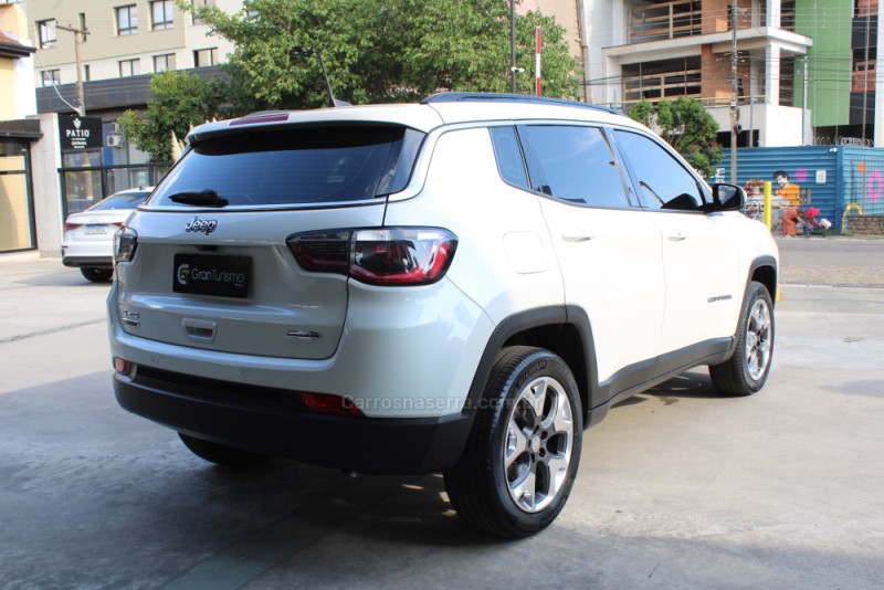 COMPASS 2.0 16V DIESEL LONGITUDE 4X4 AUTOMÁTICO - 2019 - CAXIAS DO SUL