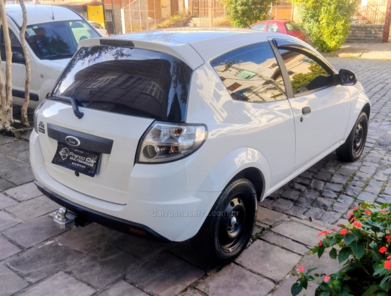 KA 1.0 MPI TECNO 8V FLEX 2P MANUAL - 2013 - CAXIAS DO SUL