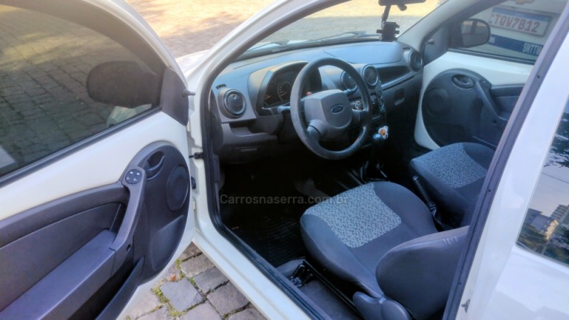 KA 1.0 MPI TECNO 8V FLEX 2P MANUAL - 2013 - CAXIAS DO SUL