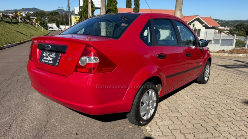 FIESTA 1.0 MPI SEDAN 8V FLEX 4P MANUAL - 2010 - DOIS IRMãOS