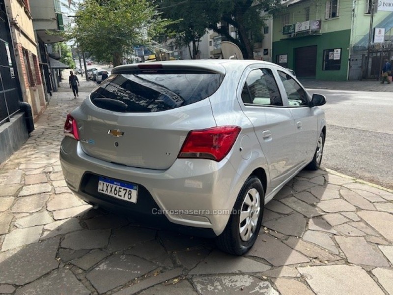 ONIX 1.0 MPFI LT 8V FLEX 4P MANUAL - 2018 - CAXIAS DO SUL