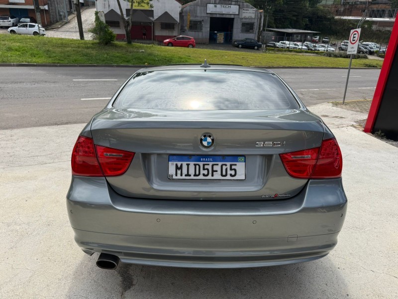 320I 2.0 TOP 16V GASOLINA 4P AUTOMÁTICO - 2010 - CAXIAS DO SUL