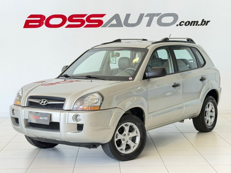 tucson 2.0 mpfi gl 16v 142cv 2wd gasolina 4p manual 2012 caxias do sul