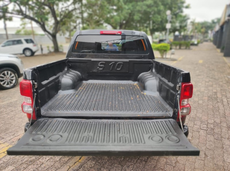 S10 2.8 LT 4X2 CD 16V TURBO DIESEL 4P MANUAL - 2013 - SãO PEDRO DA SERRA
