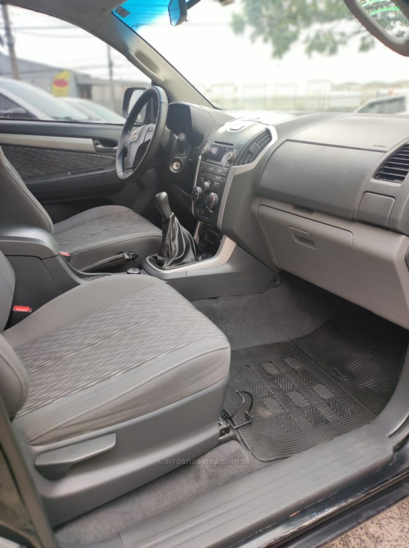 S10 2.8 LT 4X2 CD 16V TURBO DIESEL 4P MANUAL - 2013 - SãO PEDRO DA SERRA