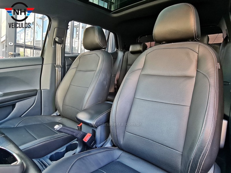 T-CROSS 1.0 COMFORTLINE TSI FLEX 4P AUTOMÁTICO - 2023 - NOVO HAMBURGO
