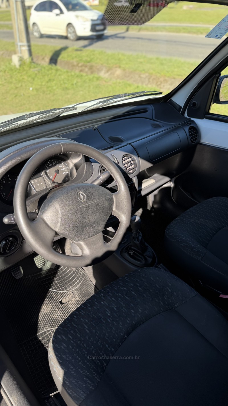 KANGOO 1.6 EXPRESS 16V FLEX 3P MANUAL - 2018 - CAXIAS DO SUL