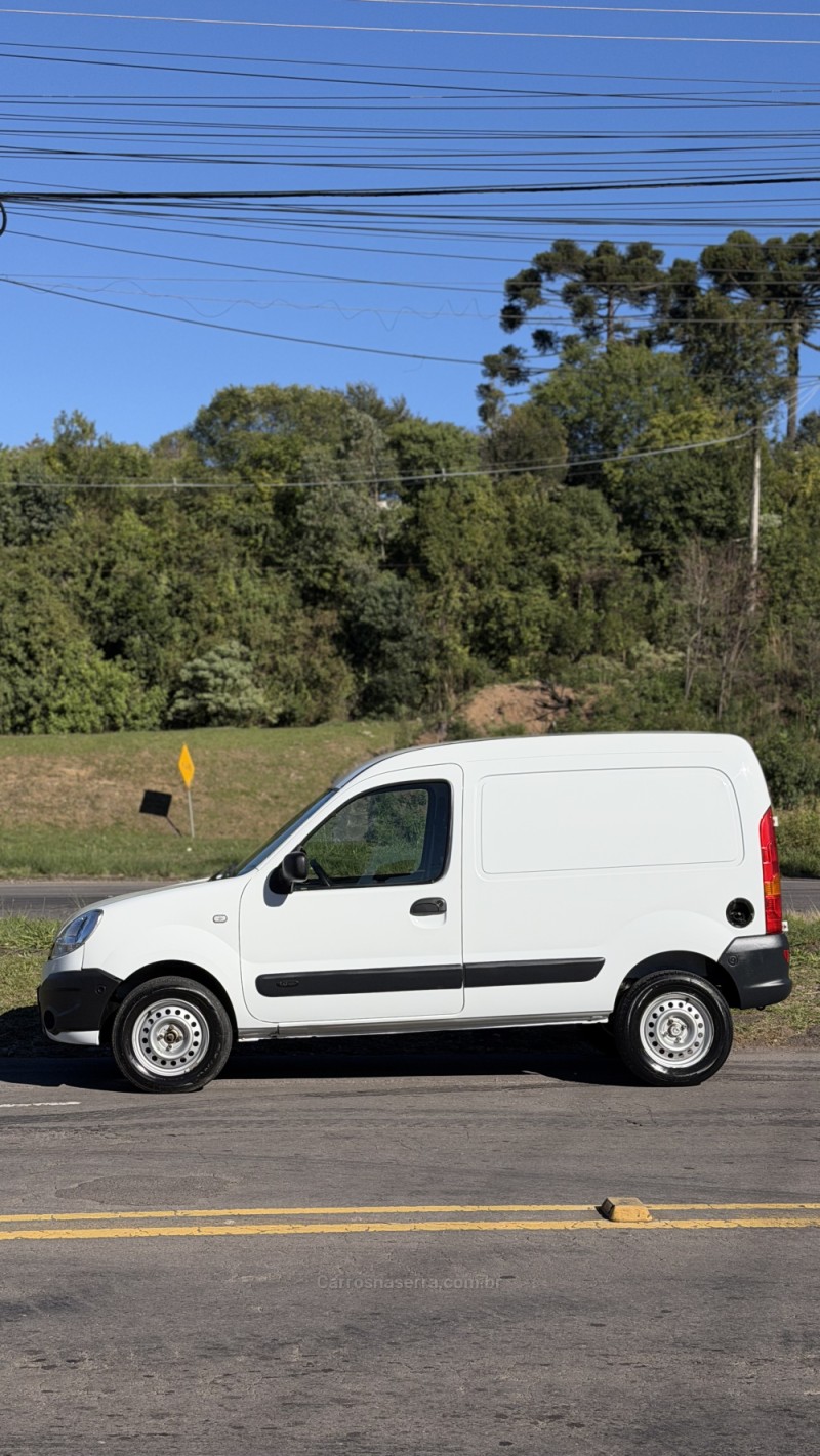 KANGOO 1.6 EXPRESS 16V FLEX 3P MANUAL - 2018 - CAXIAS DO SUL