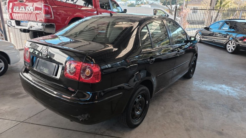 POLO SEDAN 1.6 MI 8V FLEX 4P MANUAL - 2011 - CAXIAS DO SUL