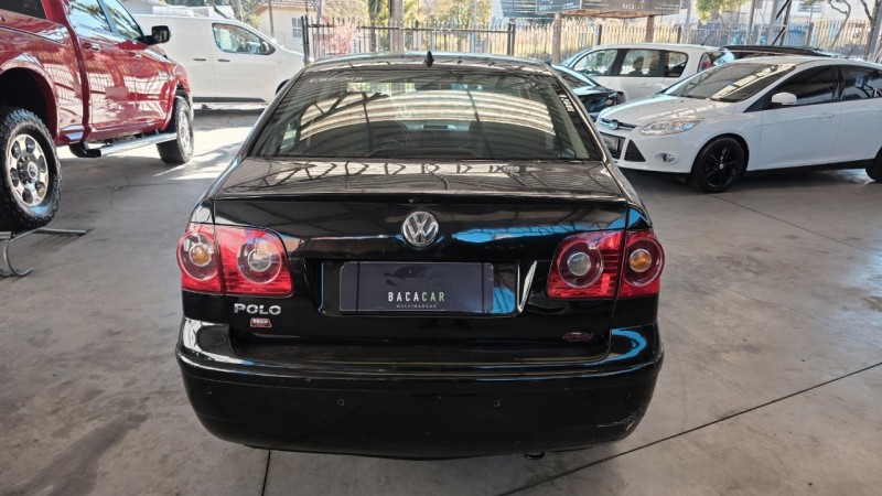 POLO SEDAN 1.6 MI 8V FLEX 4P MANUAL - 2011 - CAXIAS DO SUL