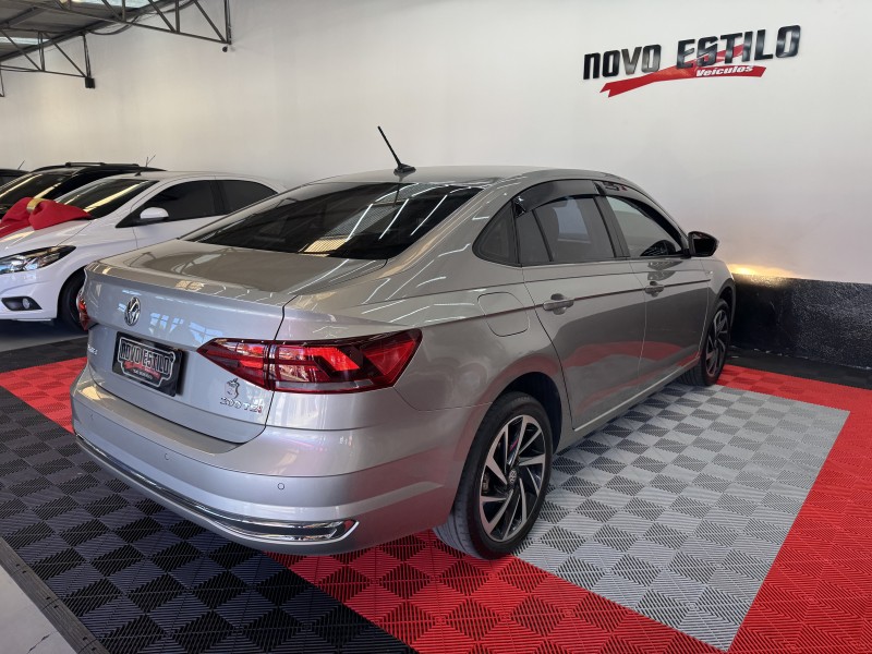 VIRTUS 1.0 200 TSI HIGHLINE AUTOMÁTICO - 2022 - CAXIAS DO SUL