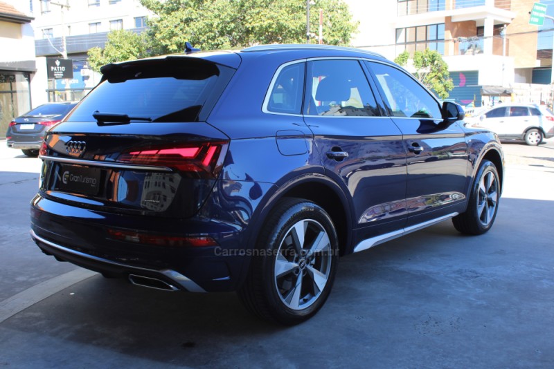 Q5 2.0 TFSI S-LINE S TRONIC 16V GASOLINA 4P AUTOMÁTICO - 2021 - CAXIAS DO SUL