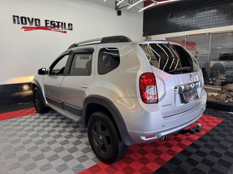 DUSTER 2.0 DYNAMIQUE 4X2 16V FLEX 4P AUTOMÁTICO - 2014 - CAXIAS DO SUL