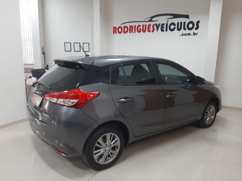 YARIS 1.5 16V XL PLUS TECH FLEX AUTOMÁTICO - 2022 - CAXIAS DO SUL