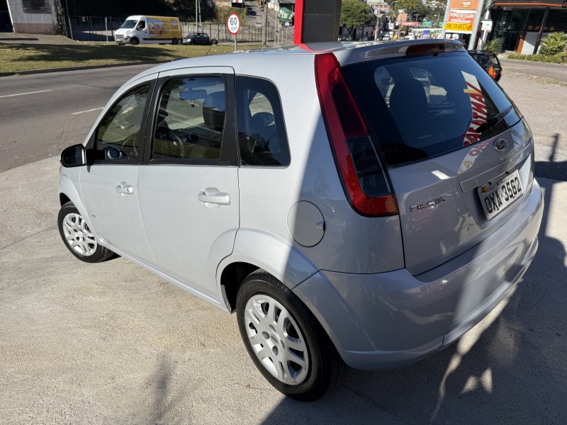 FIESTA 1.0 SE 8V FLEX 4P MANUAL - 2014 - CAXIAS DO SUL