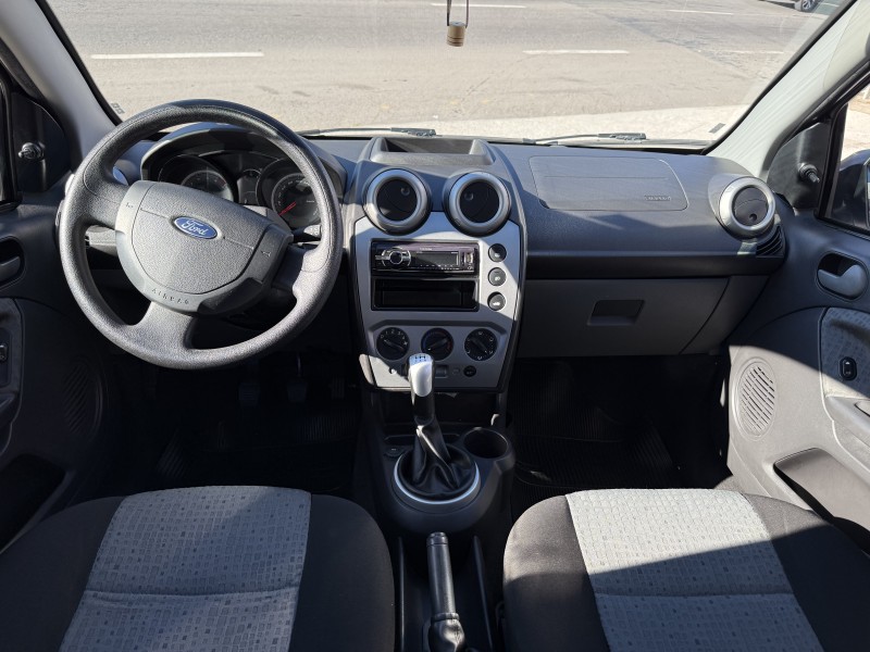 FIESTA 1.0 SE 8V FLEX 4P MANUAL - 2014 - CAXIAS DO SUL