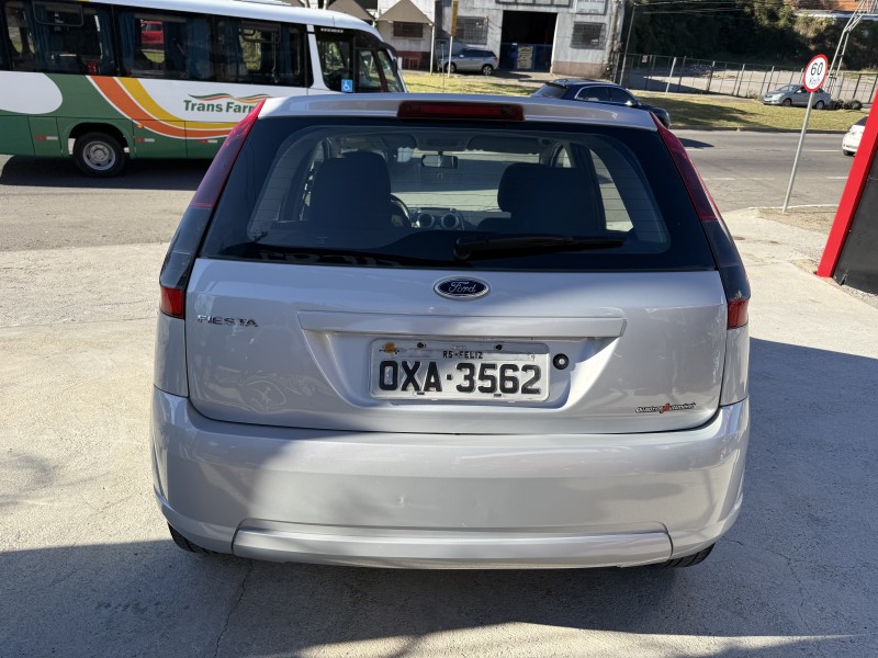 FIESTA 1.0 SE 8V FLEX 4P MANUAL - 2014 - CAXIAS DO SUL
