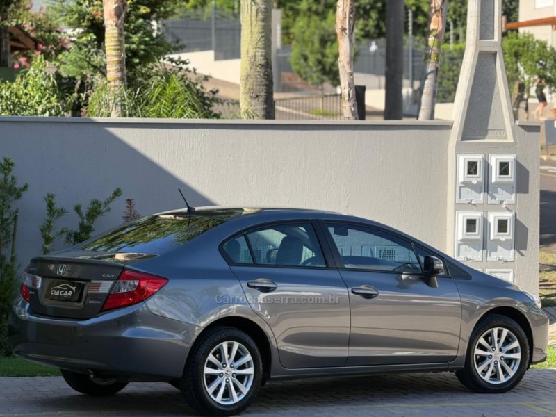 CIVIC 2.0 LXR 16V FLEX 4P AUTOMÁTICO - 2014 - DOIS IRMãOS