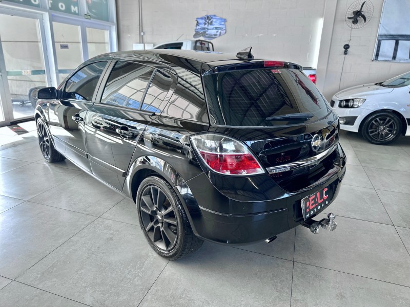 VECTRA 2.0 MPFI GT-X HATCH 8V FLEX 4P MANUAL - 2008 - CAXIAS DO SUL