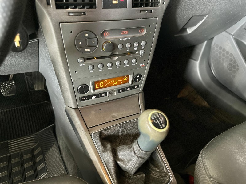VECTRA 2.0 MPFI GT-X HATCH 8V FLEX 4P MANUAL - 2008 - CAXIAS DO SUL