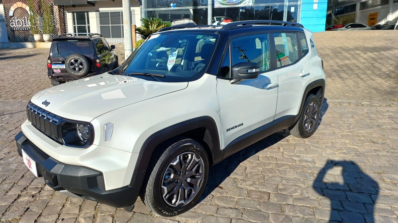 RENEGADE 1.3 16V ALTITUDE T270 TURBO FLEX 4P AUTOMÁTICO - 2027 - FLORES DA CUNHA