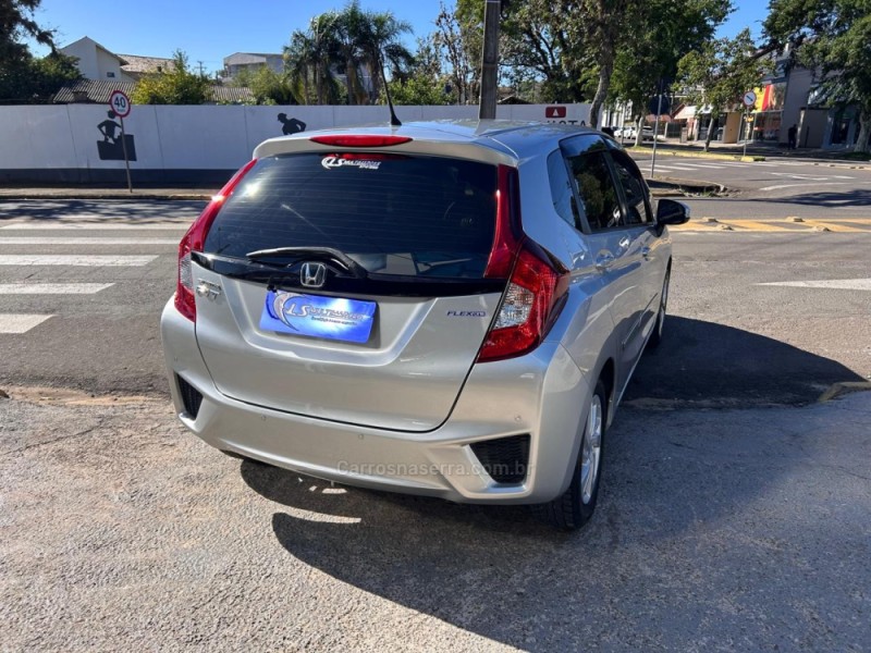 FIT 1.5 LX 16V FLEX 4P AUTOMÁTICO - 2015 - VENâNCIO AIRES