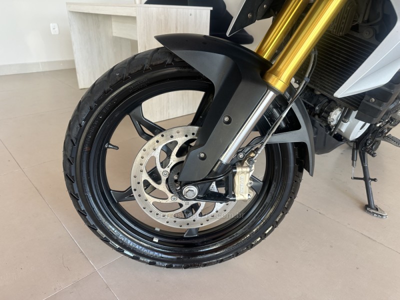 G 310GS  - 2019 - CANELA